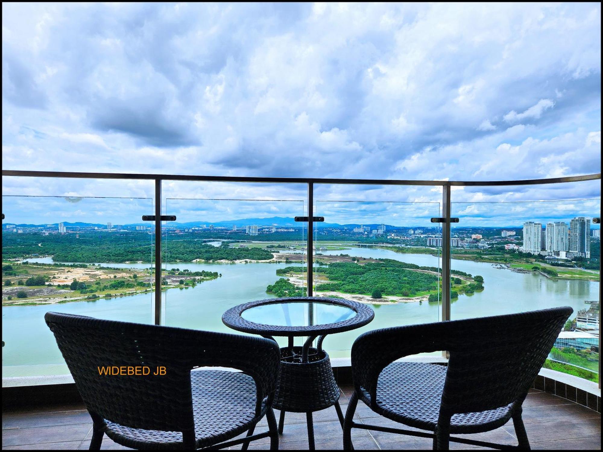 Country Garden Danga Bay By Widebed Jb Hotel Johor Bahru Exterior foto